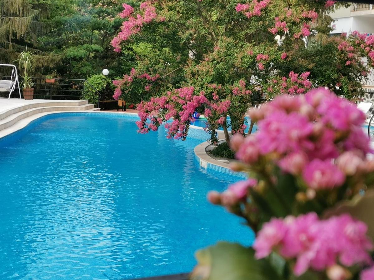 Park Hotel Briz Aranyhomok Kültér fotó