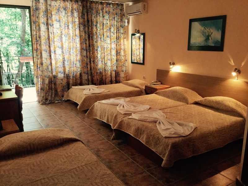 Park Hotel Briz Aranyhomok Kültér fotó